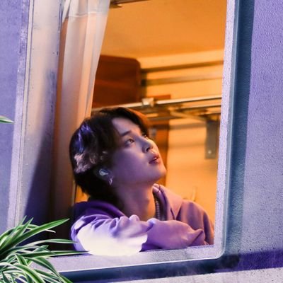 yoonminshooked Profile Picture