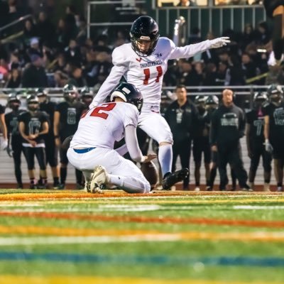 Half Hollow Hills East 2024 || 4 ⭐️ Kicker/WR/PR || 5'10 180 https://t.co/B2dDKbYCdg