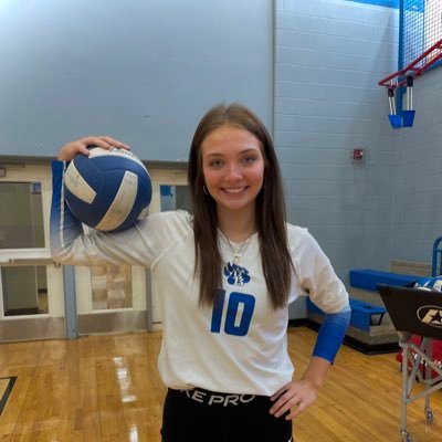 Club Texas 17s elite #11 Class of 2024! OH/OPP/MB Brewer High School 17 years old insta:@baileybrewervb2024 email:bailey.brewer2024@yahoo.com