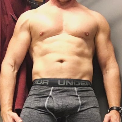 95% top daddy, 5% potential sub daddy 🔥🔥🔥. 65, 5’7” 165ish. All my media is me. Find me on OnlyFans and Chaturbate, both at Fitdaddy1960.