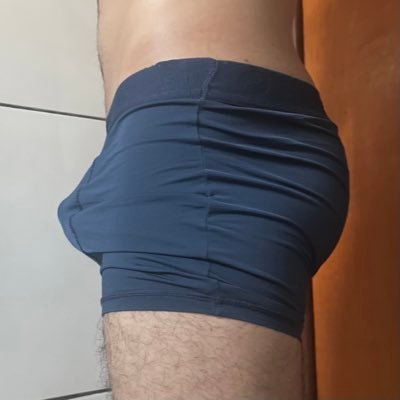 Cheirosolo's profile picture. 25 Anos, GO | Curto me exibir e gozar gostoso com outros caras por aqui DM ABERTA🔞