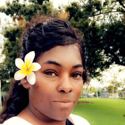 Wife of nearly 20 years 💍 Beautiful adult granddaughter & handsome grandson. Travel Agent 🧳✈️ https://t.co/Wt8WjvQXXF