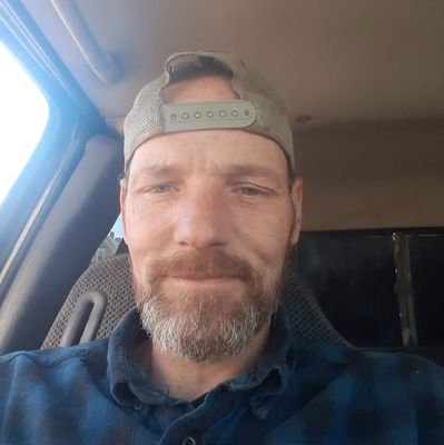 43 yo white male I fell 28 ft in 2013 broke both ankles and my back which makes me dislike big pharma, the political party's, and big media, BUT I DIGRESS ....