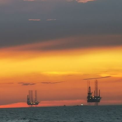 Himol's profile picture. Lost into that infinite World.