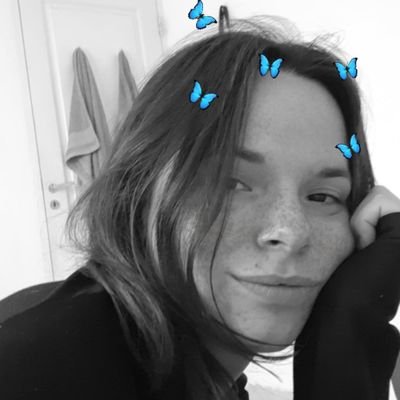 marianaggonz's profile picture. 🦋💫