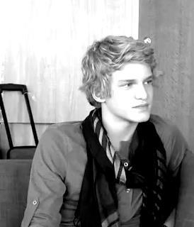 BigSimpsonizer0's profile picture. Hey I'm a big simpsonizer i love cody he has my heart i love him he is so perfect he is a wounderfoul person in my live never never without Cody Simpson !!!!!!!