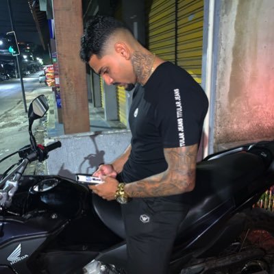 Rio de Janeiro /Rj 🇧🇷 Atleta @usinadecampeoes 🏆 Barbeiro 💈 Josué 1:9 📖