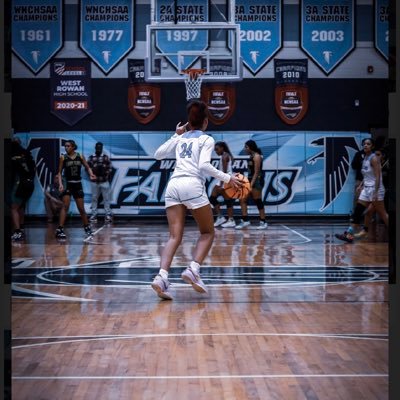 # :(404)709-1089 • West Rowan •GPA 3.8• c/o 2024• 5’11 SG /SF•SPC 22-23 POY•All Dist 22-23•State Champion 22-23• Christian Athlete