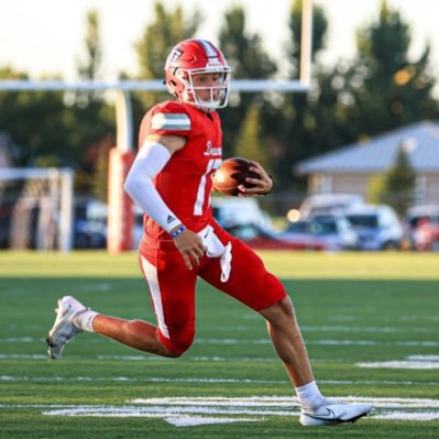 Shanley High School ‘23 | QB | 3.88 GPA | Gatorade Player of The Year | 2x 1st Team All-State