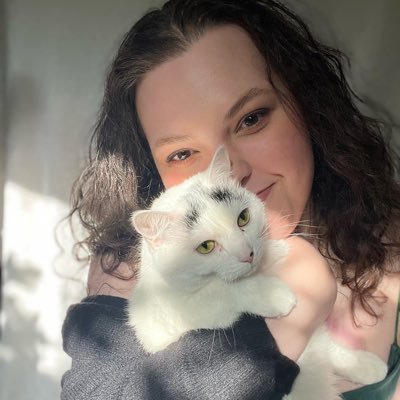 Props26's profile picture. Fashion Merch and Marketing student. Living boldly & staying curious 💜✌🏻