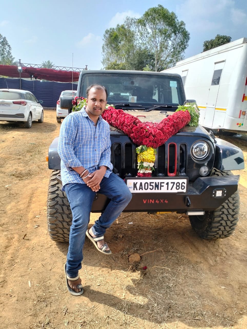 vinaysm44779524's profile picture. 