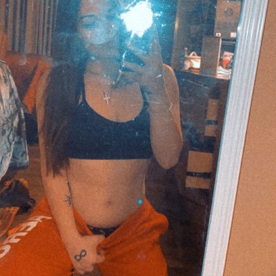 I'm a provider of my own . I sell content as well 😈 . Dropboxes , Live pics an vids , Videocall... for real $madisyn192002 watchu think ❄️