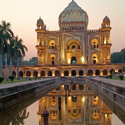 Legally migrated from Chennai to Delhi. Quick rants to add to the echo in these chambers.