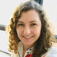Rebecca is writing 🇨🇦 (@rebeccamaracle) 's Twitter Profile