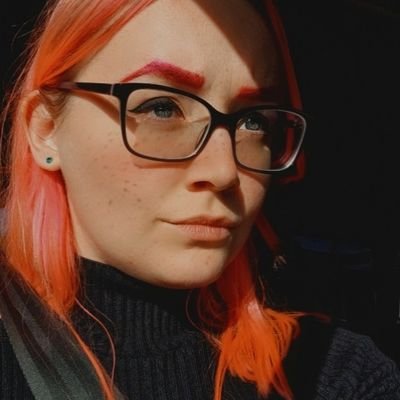 She/her
3D Artist.
Traditional Illustrator and Painter.
Hot chocolate is the reason I live.