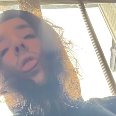 versakinky1992's profile picture. compte interdit aux moins de 18 ans TDS queer non binaire #tds #bdsm #porn #paris #actor #barman #programmateur #photographe bientôt onlyfan ;) #onlyfan