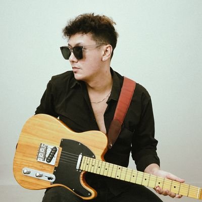 pramonss_'s profile picture. Don’t be so serious on Twitter