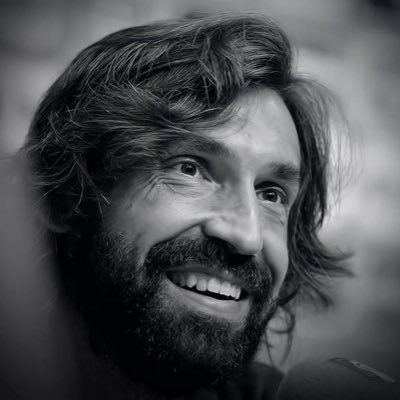 Mb18s's profile picture. الاتحاد قصة عشق مليئه بالغزل 💛🖤