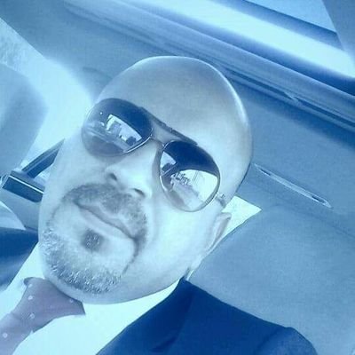 موظف نظم معلومات و علاقات عامه