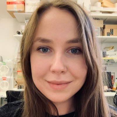 ModestaBlue's profile picture. 👩‍🔬tech at @UCL @UKDRI