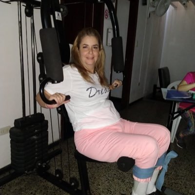Abogada especialista en: Laboral, Comercial y de la Empresa