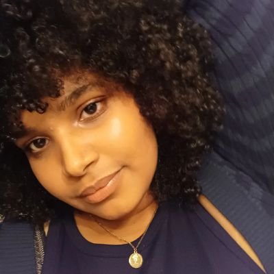 Liza | Freelance Internet Culture Journalist and Audio Enthusiast |  PREV. @ebaumsworld @whatstrending , @dailydot , @decider
 She/Her 🇩🇴