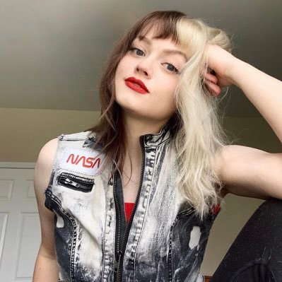 jennakaycosmic Profile Picture