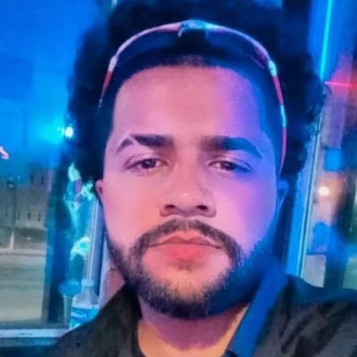 Negão de tirar o chapeu que encantou a Alcione.

Aqui você acha algo totalmente diferente https://t.co/PCaws39HgC
