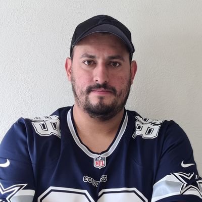 Ingeniero. Comentarista Deportivo Amateur. Colaborador en @Goldecampo.
Escúchanos todos los martes a las 20:00hrs en #RadioITESO 95.1 FM, en Guadalajara.