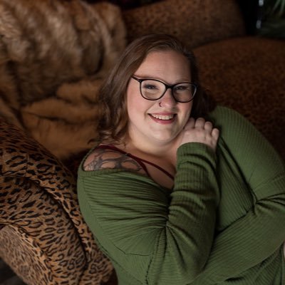 amandachensel's profile picture. she/her. mama to a deaf preschooler and a rare disorder baby. wife to a bearded stud. reading books to forget about my life 📖 #cochlearimplantkids #kat6b