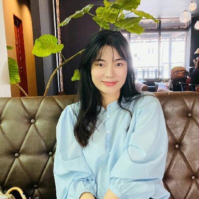 lily75141320's profile picture. "Do not allow people to dim your shine because they are blinded. Tell them to put some sunglasses on."