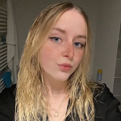 SouyrisMathilde's profile picture. 19