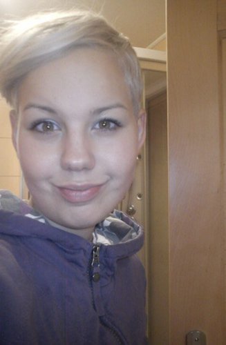 slaura92's profile picture. 