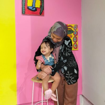 dianiisariz's profile picture. Radiate Positive Vibes | Mom's of Ninjamoe , Bloomster & Bunchblossoms