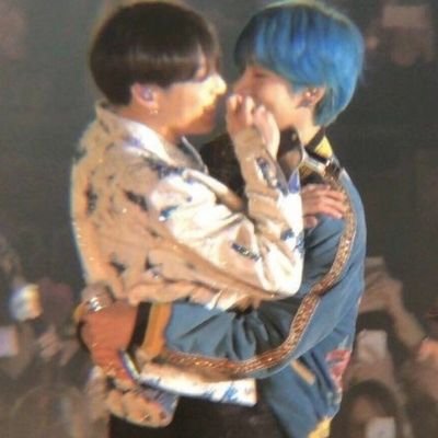 tknoviecitos___'s profile picture. ☁