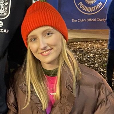 24| Currently doing an MRes specialising in Early Modern History 👩🏼💻| Huddersfield Town Fan ⚽️ #htafc