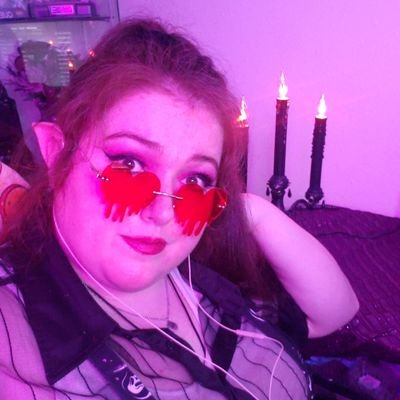 Bi disabled variety streamer trying to make supportive spaces | She/her | Horror & Story Rich lover, but a sprinkle of everything.
📧 fieryashesttv@gmail.com