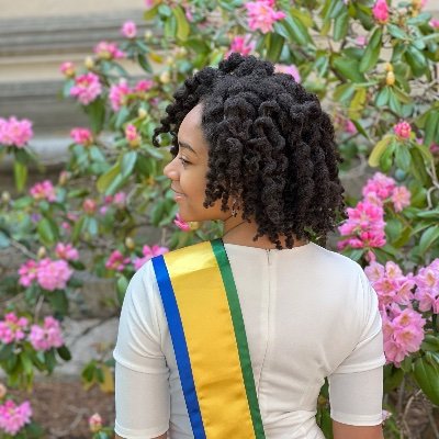 abigailkdscott's profile picture. PhD student, Woo Lab @HarvardCCB | @MIT ‘22 | 🇻🇨
