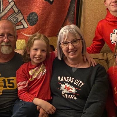 Wife, mom, MS teacher, Chiefs fan, raise pygmy goats and crazy chicken lady. I wear a lot of hats, but usually a Chiefs hat.