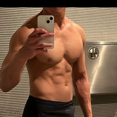 Manish39401629's profile picture. Massager here