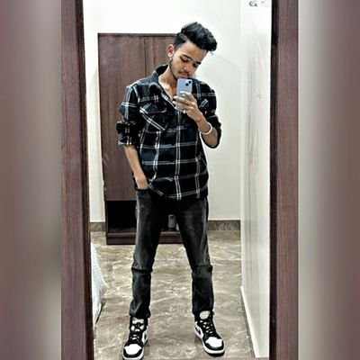 iam_shivamsinha's profile picture. INSTAGRAM: @iam_shivamsinha