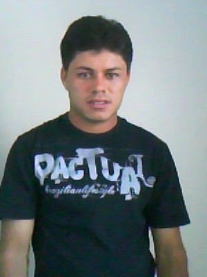 Pσucoร мє Cσnhєcєм, мαiร мuiтoร Mє αnαliรαм!
Sσu мuiтσ мαiร dσ quє รєuร Olhσร
Pσdєм Vєя!
