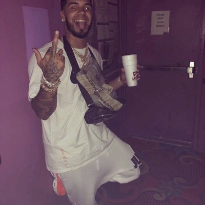 flush444's profile picture. 6 1 6