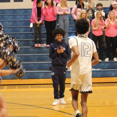 malikr05's profile picture. 6'2 |Combo Guard| Meadowdale High School| c/o 2023| (309)669-6522