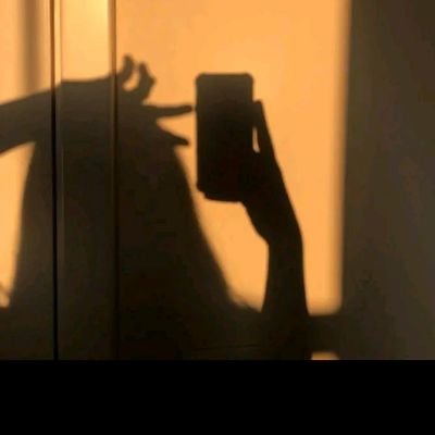 keshy_21's profile picture. Transcriber, Writer🦋
Believer🤎
Free spirit🦋