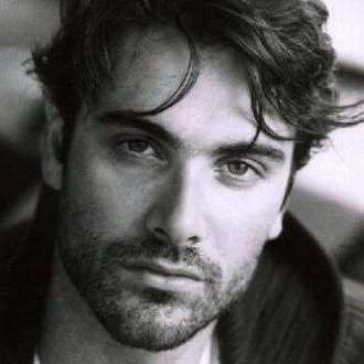 ArnoldCarnevale's profile picture. Aiuto a viaggiare in Italia🇮🇹
Scrivo post interessanti👨‍💻
Non ho mai usato Instagram🤳