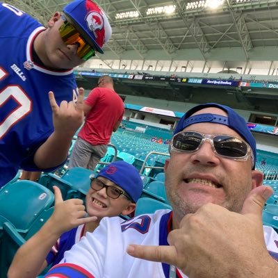 single dad of 2 amazing boys #footballfamily #BillsMafia #tool #wu #ratm #slipknot #ac⚡️dc #marvel #dc #theboys #starwars #LetsGoDodgers #SoaD #GoBlue