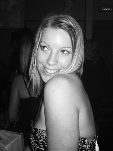 emmakinross's profile picture. 