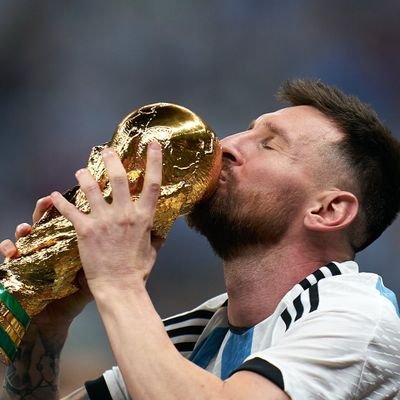 Chitradeep04's profile picture. 💙❤️