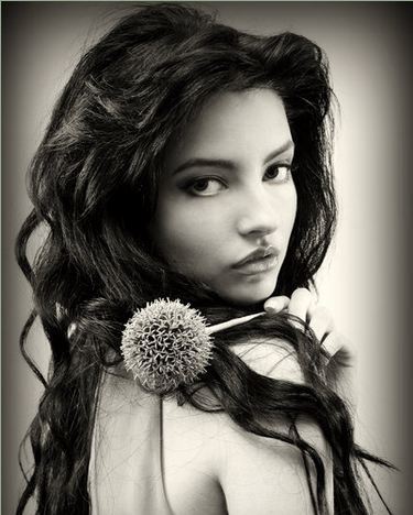 Taena_Myr's profile picture. Hello, I'm Taena of Myr aka the Myrish Beauty, married with Lord Orton Merryweather. Good friend of Cersei Lannister. Affiliated w/ #fakeWesteros.